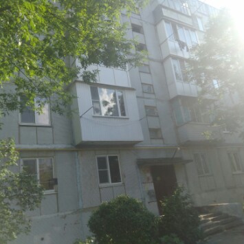 обл. Ростовская, г. Таганрог, ул. Вишневая, д. 9-фасад здания
