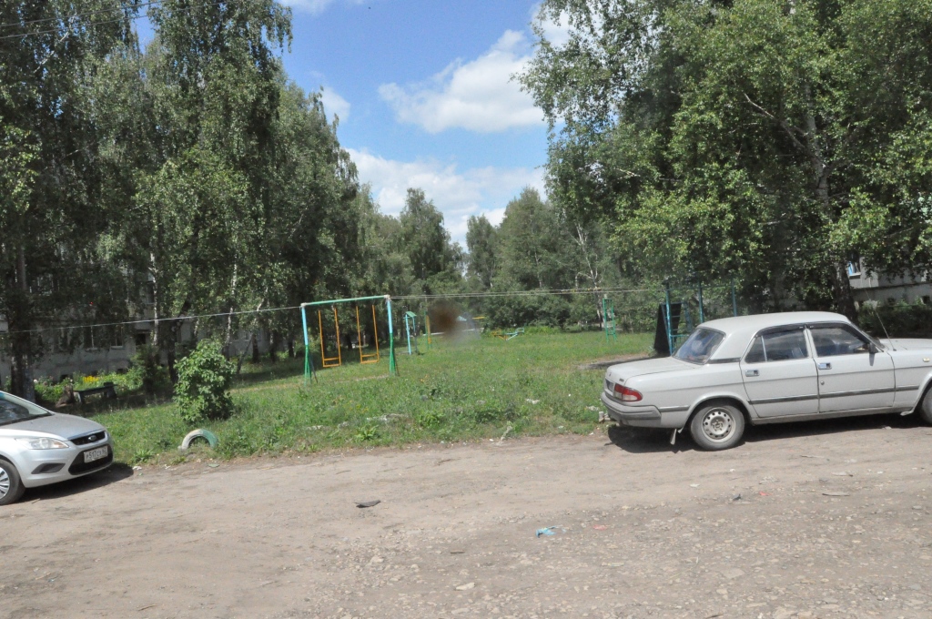 обл. Рязанская, р-н. Ряжский, г. Ряжск, ул. Волгоградская, д. 8-придомовая территория