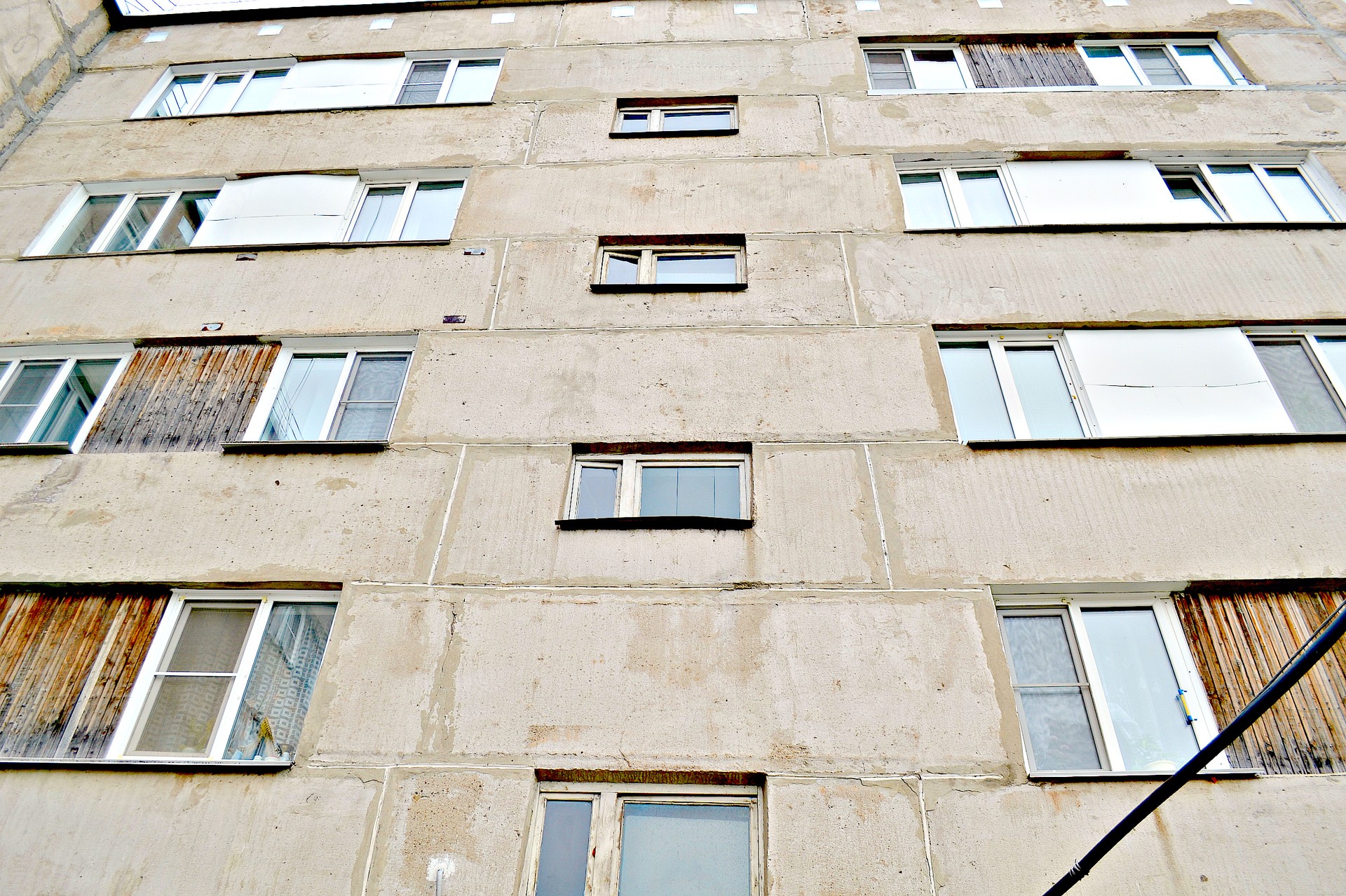 край. Алтайский, г. Новоалтайск, ул. Депутатская, д. 2-фасад здания
