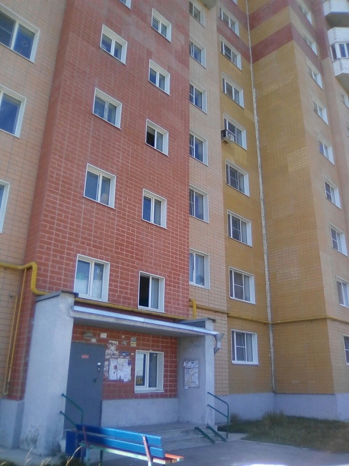 обл. Рязанская, г. Рязань, ул. Большая, д. 90-фасад здания