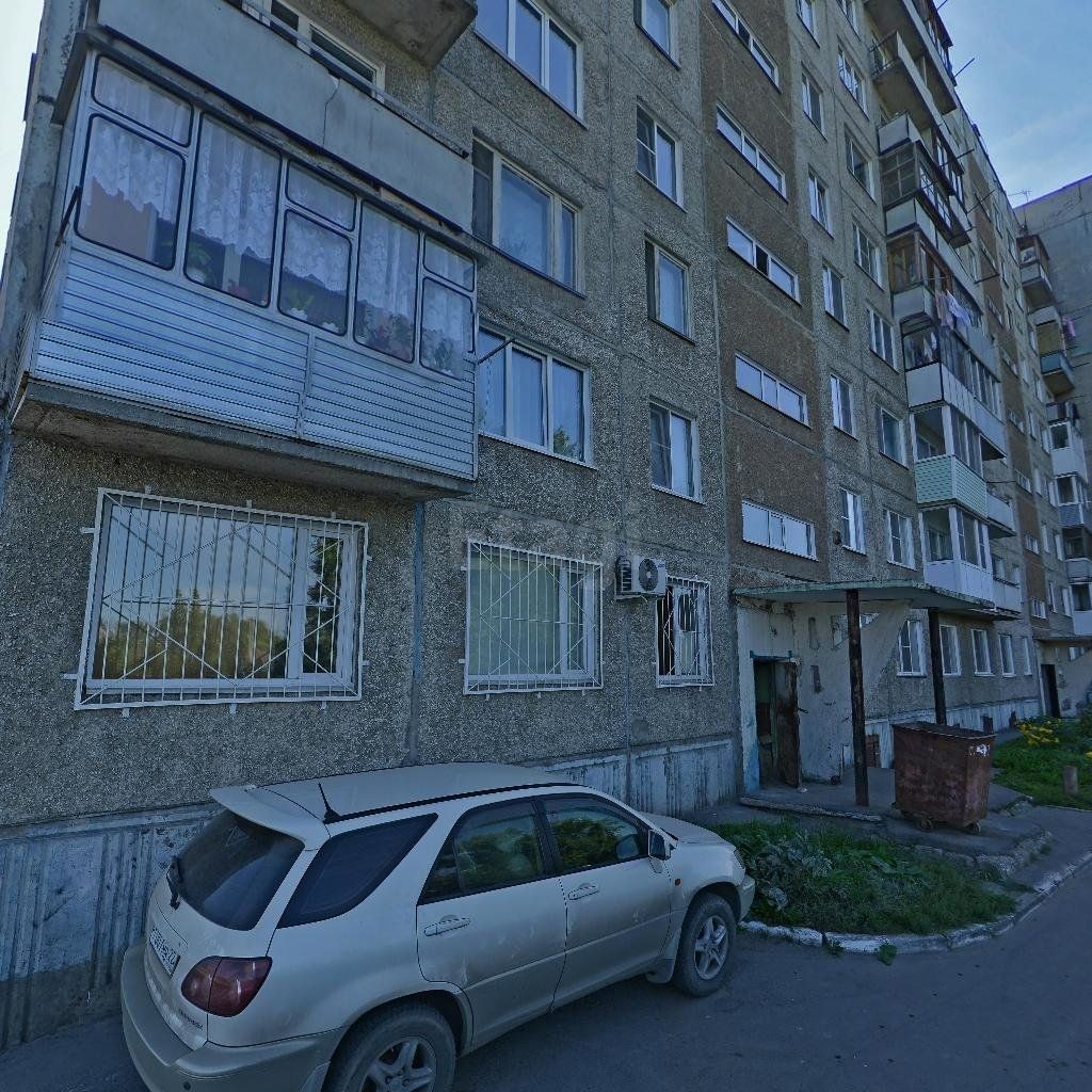 край. Алтайский, г. Барнаул, ул. Веры Кащеевой, д. 2-фасад здания