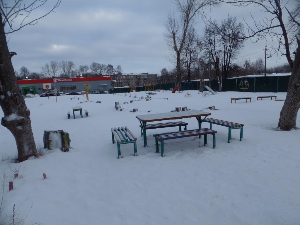 обл. Рязанская, г. Рязань, городок. Октябрьский, д. 53-придомовая территория