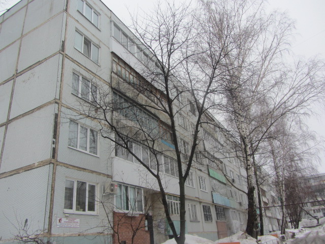 обл. Самарская, г. Жигулевск, ул. Ленина, д. 32-фасад здания