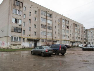 обл. Самарская, г. Кинель, ул. Ульяновская, д. 31-фасад здания