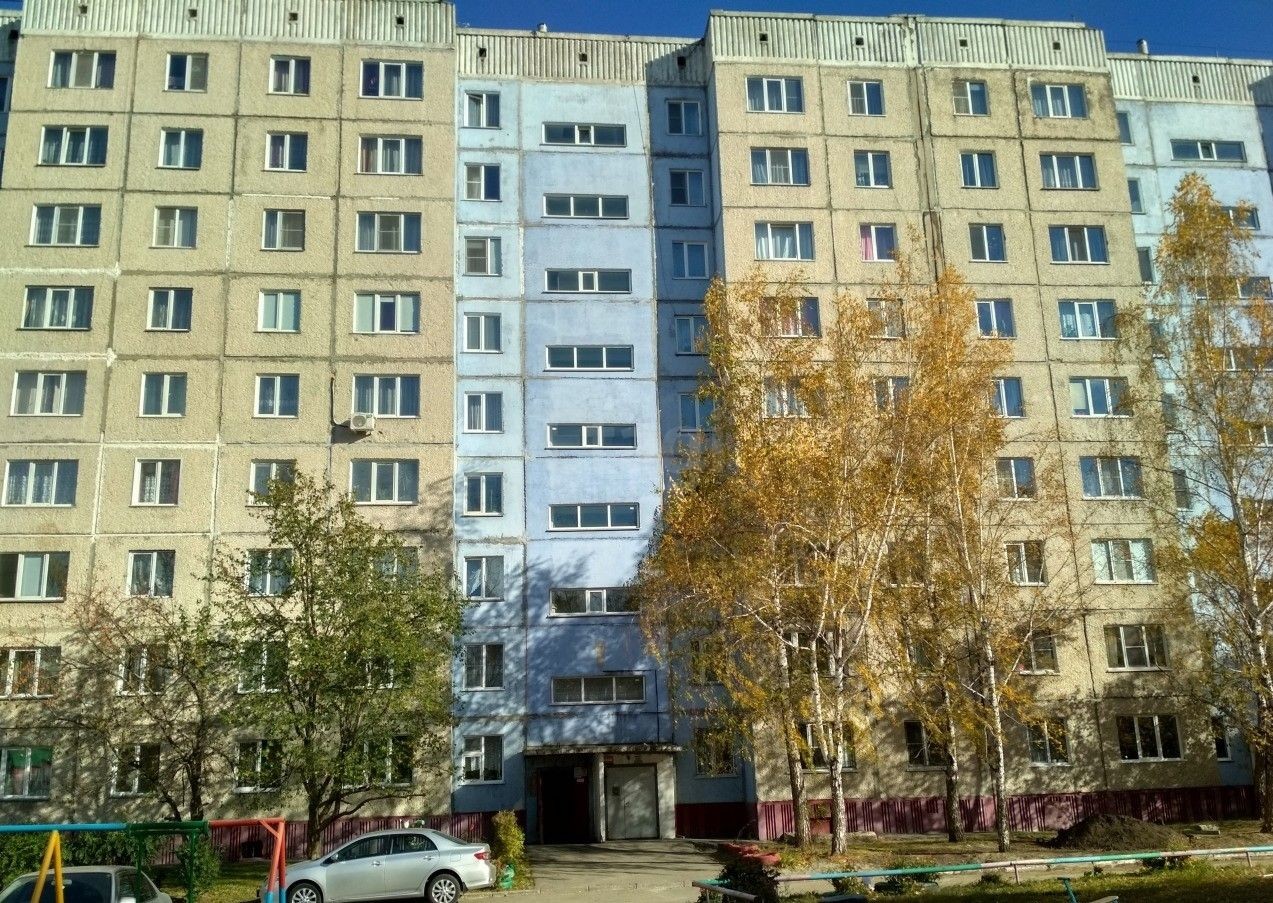 край. Алтайский, г. Барнаул, ул. Веры Кащеевой, д. 12-фасад здания