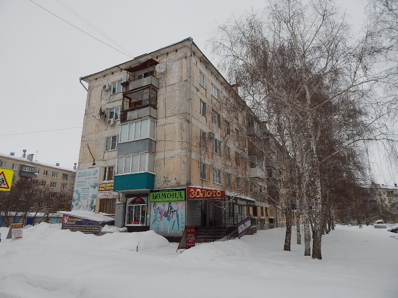обл. Самарская, г. Похвистнево, ул. Гагарина, д. 33-фасад здания