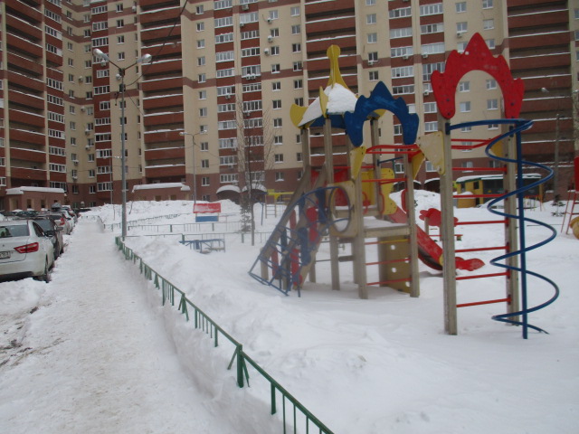 обл. Самарская, г. Самара, ул. Ново-Садовая, д. 353В-придомовая территория