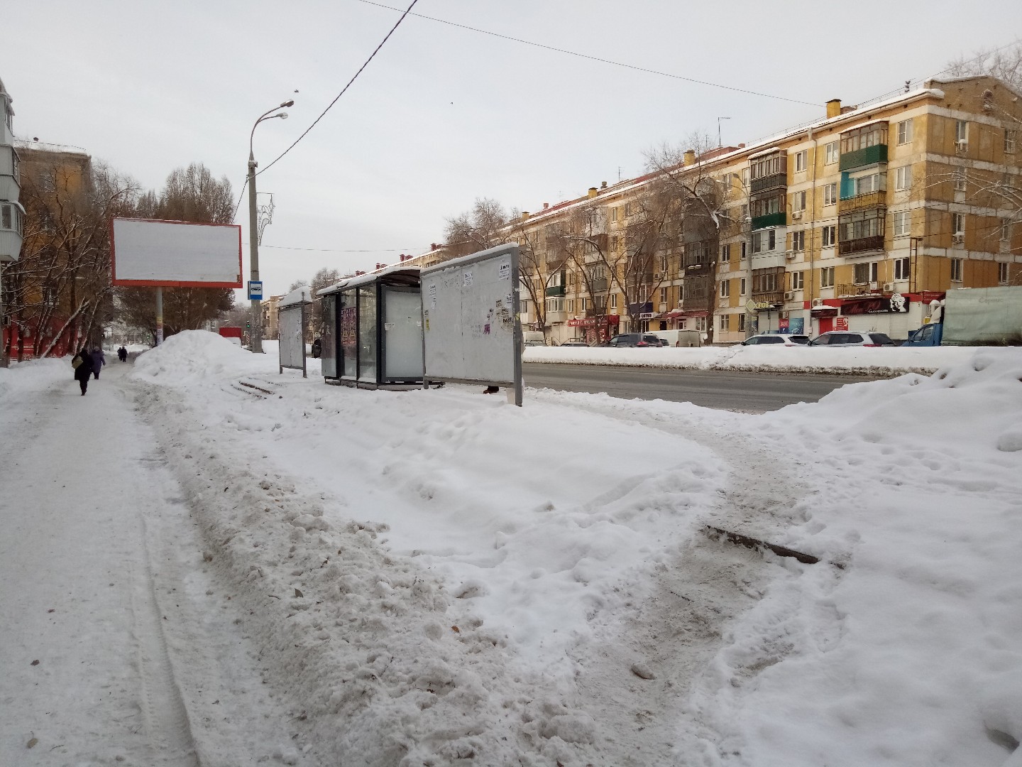 обл. Самарская, г. Самара, ул. Победы, д. 5-придомовая территория