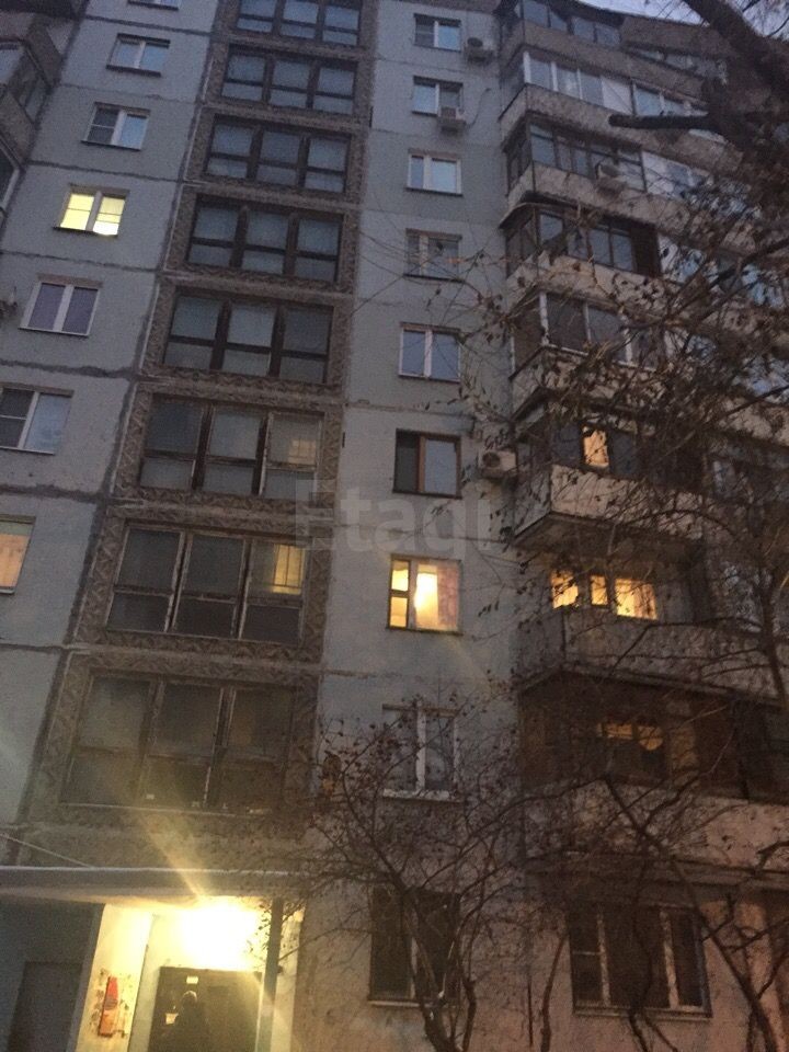 обл. Самарская, г. Самара, ул. Чернореченская, д. 48-фасад здания
