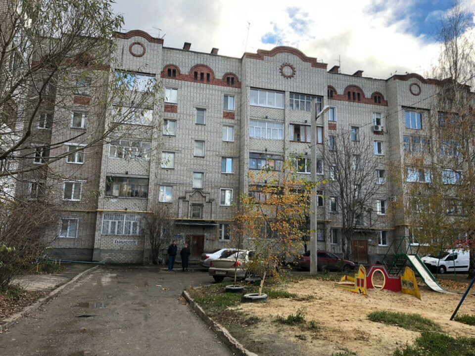 обл. Самарская, г. Сызрань, ул. Хвалынская, д. 91-фасад здания