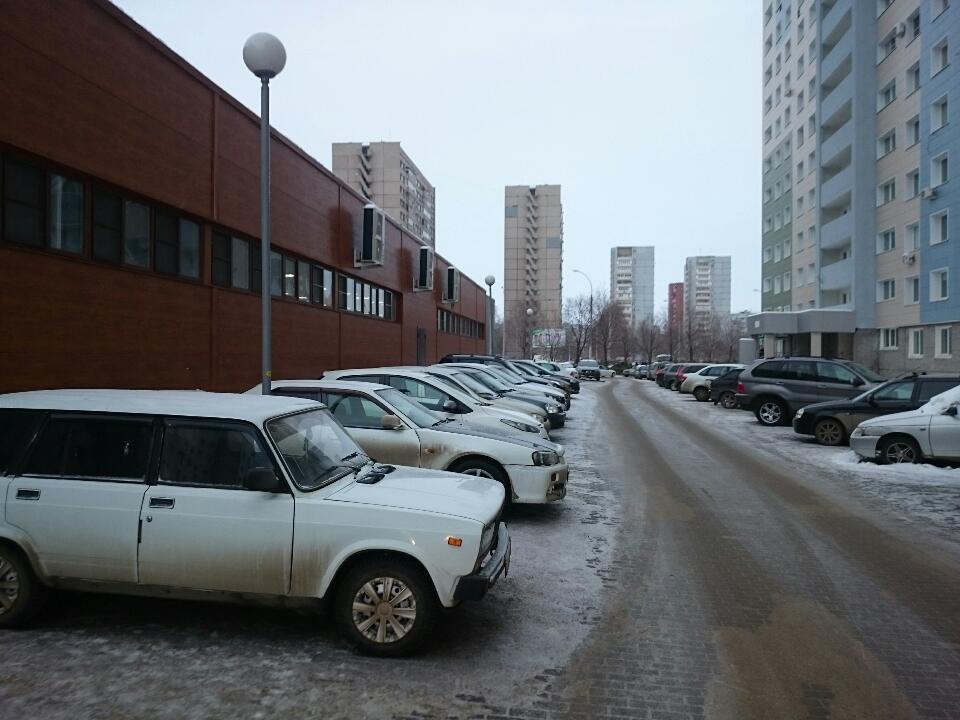 обл. Самарская, г. Тольятти, ул. 40 лет Победы, д. 47в-придомовая территория