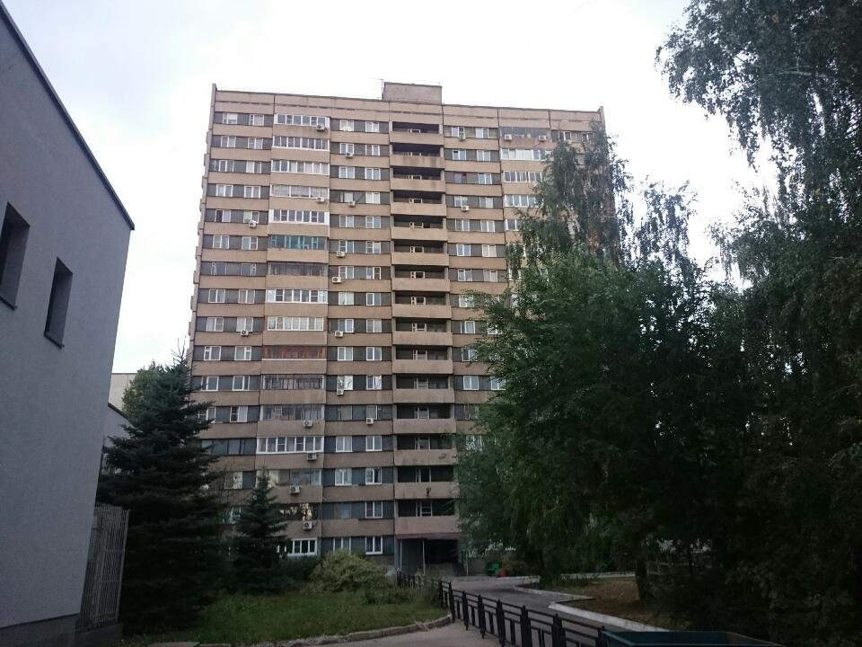 обл. Самарская, г. Тольятти, ул. Баныкина, д. 46-фасад здания