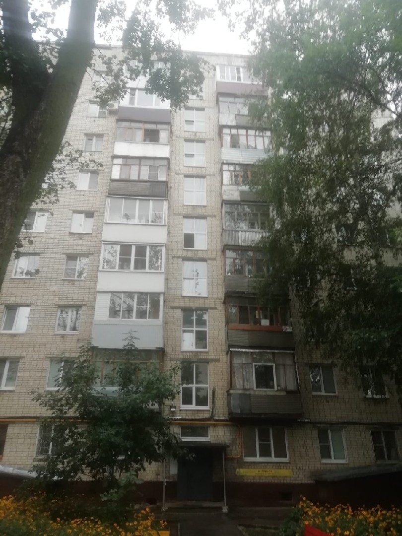 обл. Самарская, г. Тольятти, ул. Мира, д. 92-фасад здания