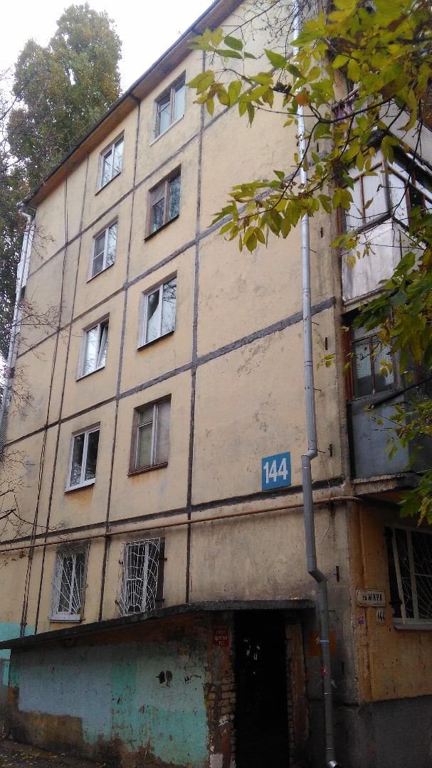 обл. Самарская, г. Тольятти, ул. Мира, д. 144-фасад здания