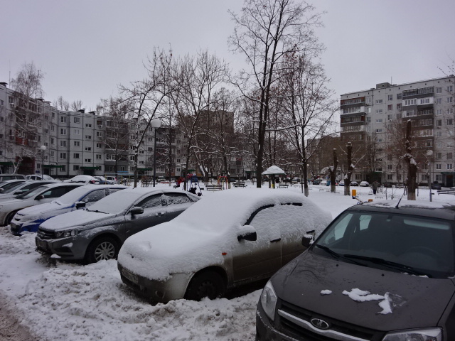 обл. Самарская, г. Тольятти, б-р. Приморский, д. 10-придомовая территория