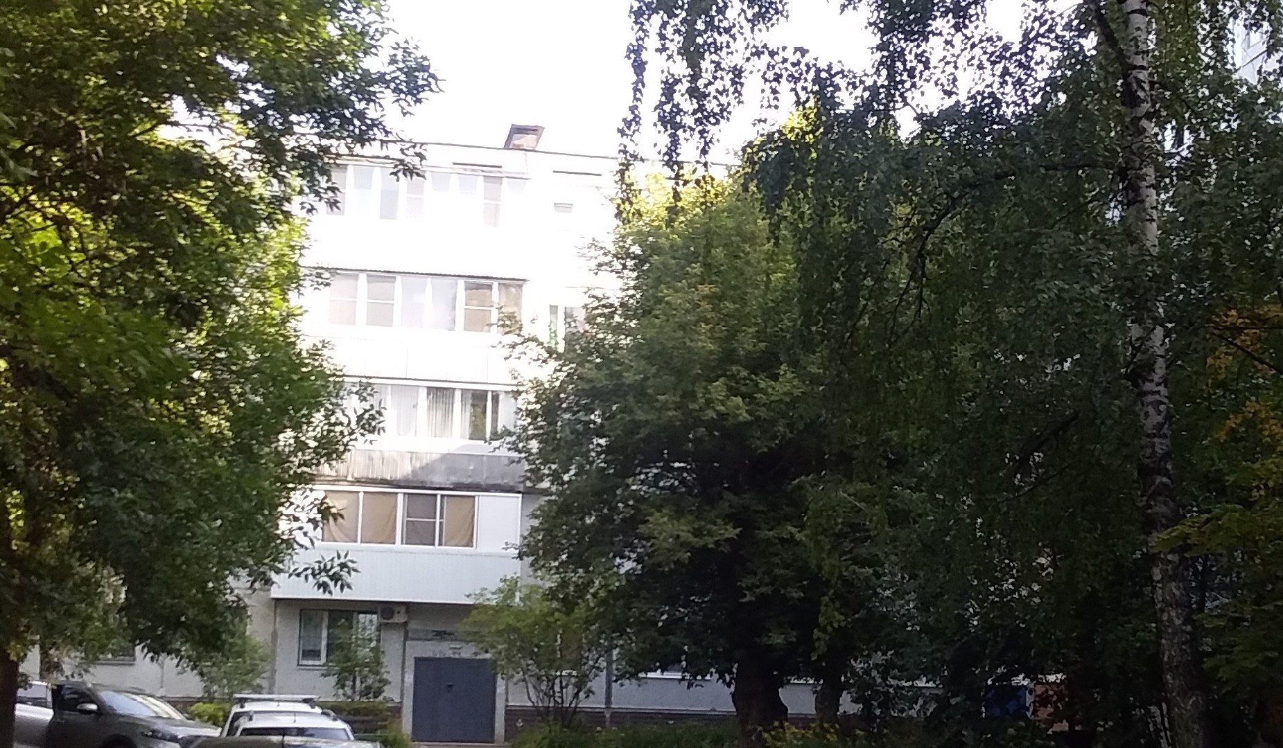 обл. Самарская, г. Тольятти, ул. Революционная, д. 30-фасад здания