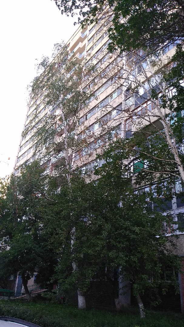 обл. Самарская, г. Тольятти, ул. Революционная, д. 50-фасад здания