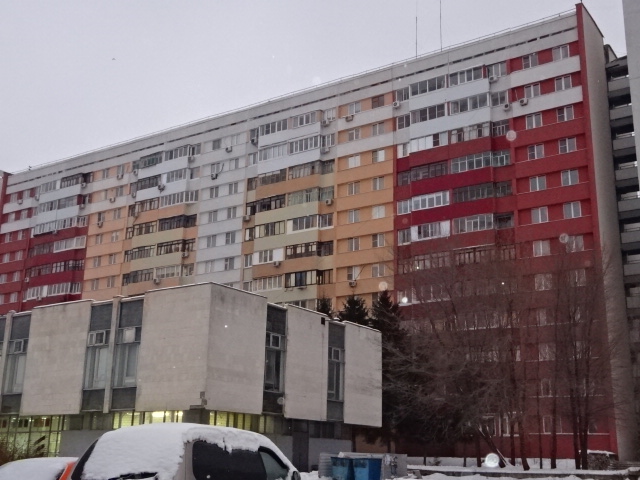 обл. Самарская, г. Тольятти, ул. Революционная, д. 56-фасад здания