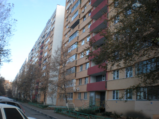 обл. Самарская, г. Тольятти, ул. Революционная, д. 56-фасад здания