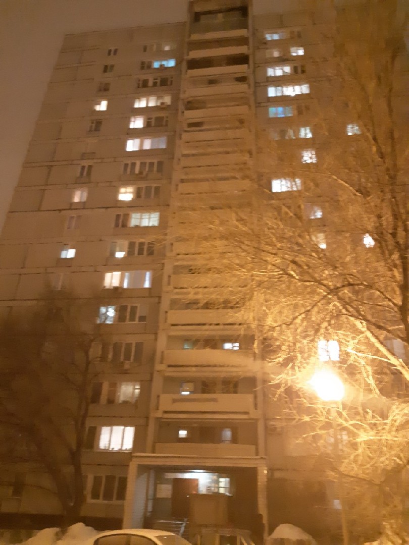 обл. Самарская, г. Тольятти, ул. Свердлова, д. 11-фасад здания