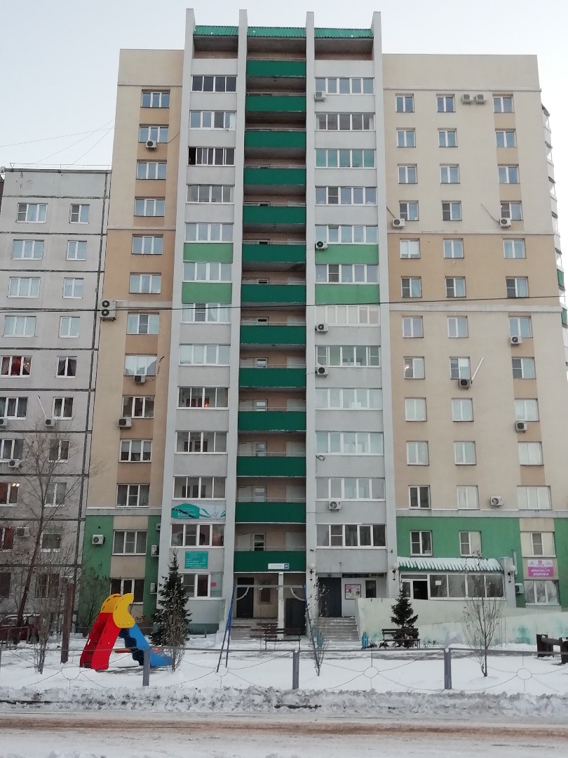 обл. Самарская, г. Тольятти, б-р. Татищева, д. 25-фасад здания