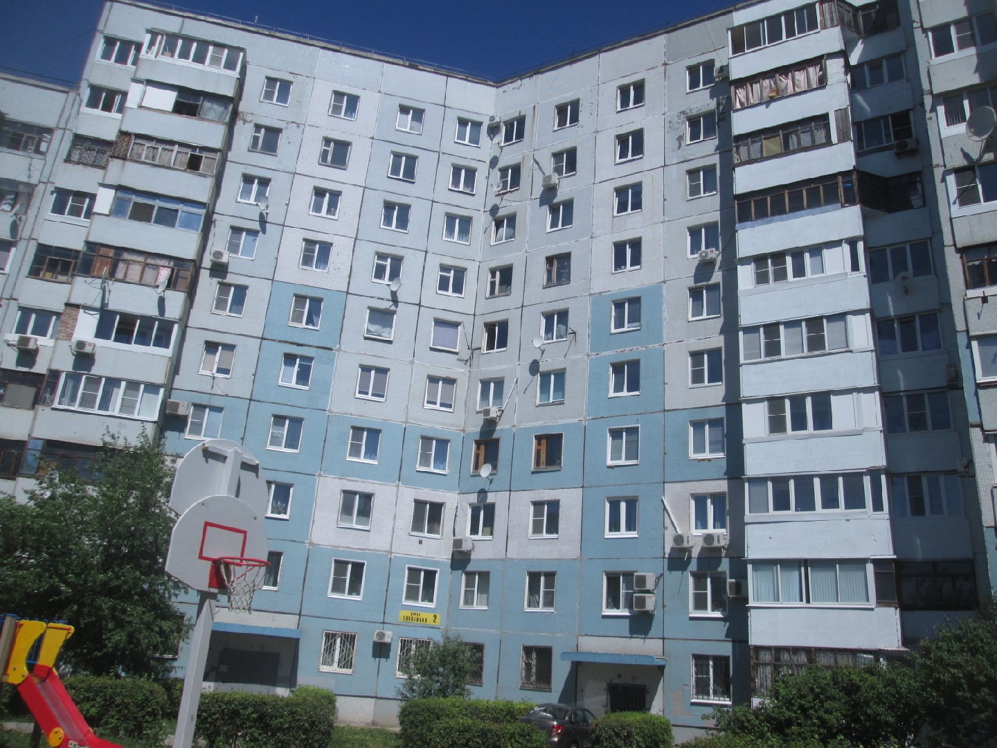 обл. Самарская, г. Тольятти, ул. Тополиная, д. 2-фасад здания