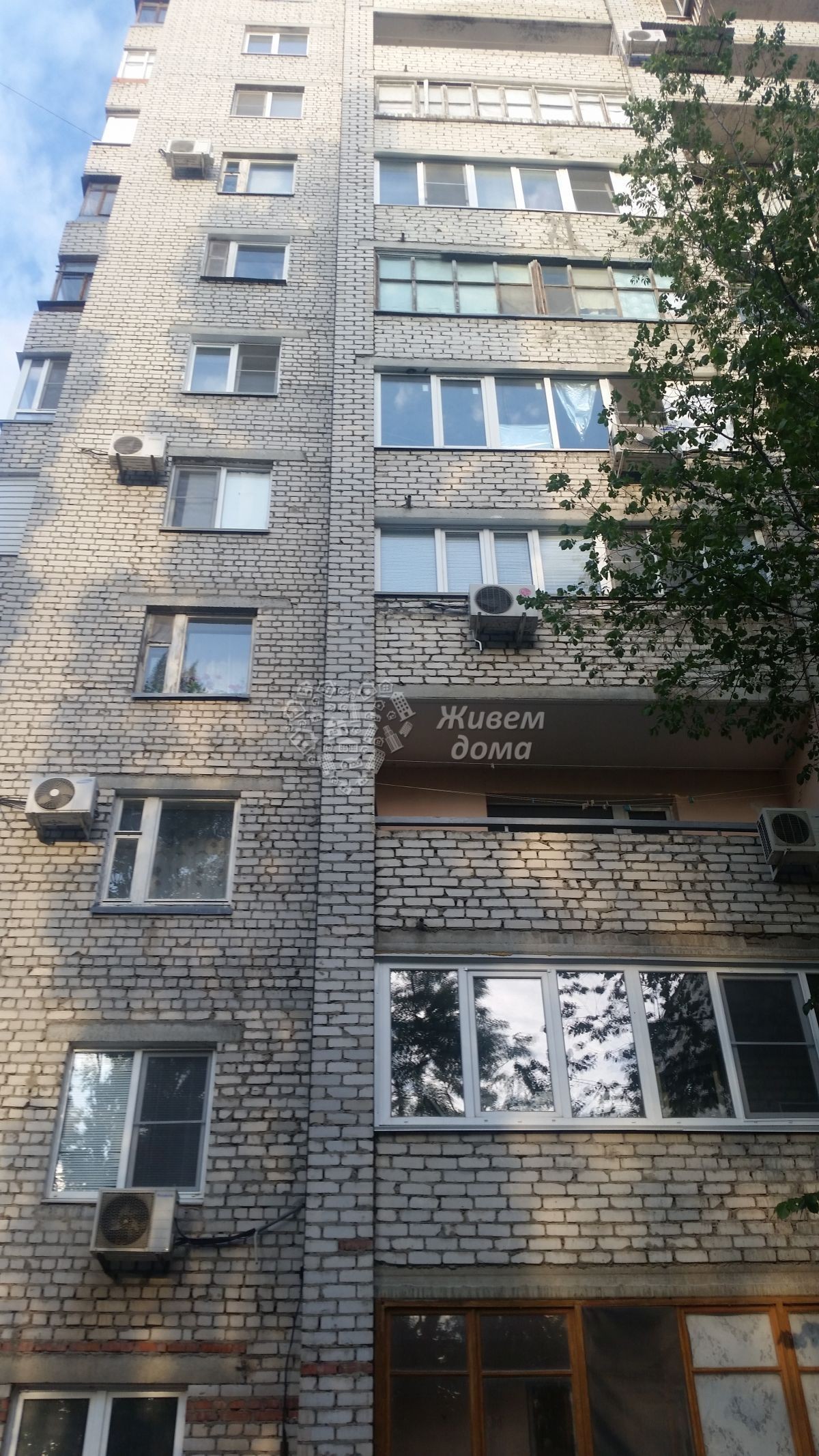 обл. Волгоградская, г. Волгоград, ул. 64 Армии, д. 55-фасад здания