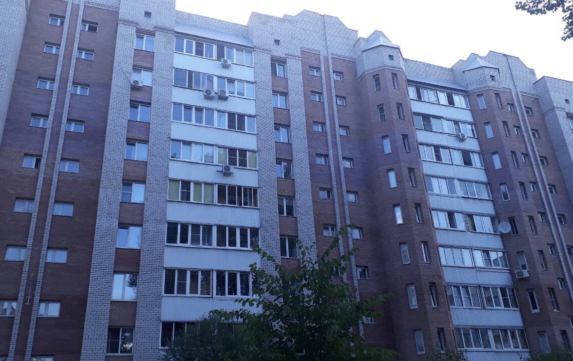 обл. Самарская, г. Тольятти, б-р. Цветной, д. 35-фасад здания