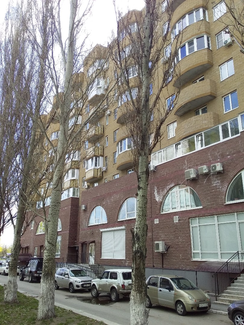 обл. Самарская, г. Тольятти, ул. Юбилейная, д. 29-фасад здания
