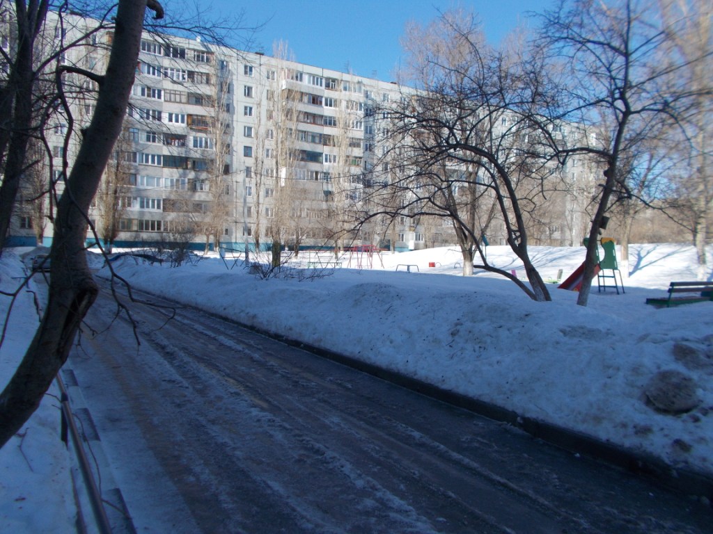 обл. Самарская, г. Тольятти, ул. Ярославская, д. 13-придомовая территория