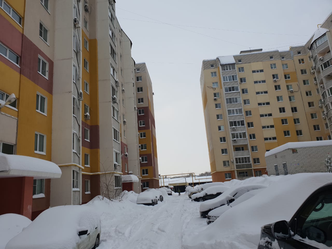 обл. Саратовская, г. Саратов, ул. Заводская, д. 2/1-придомовая территория