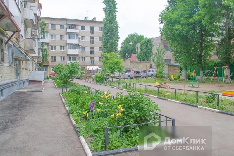 обл. Саратовская, г. Саратов, ул. им Сакко и Ванцетти, д. 24/32-придомовая территория