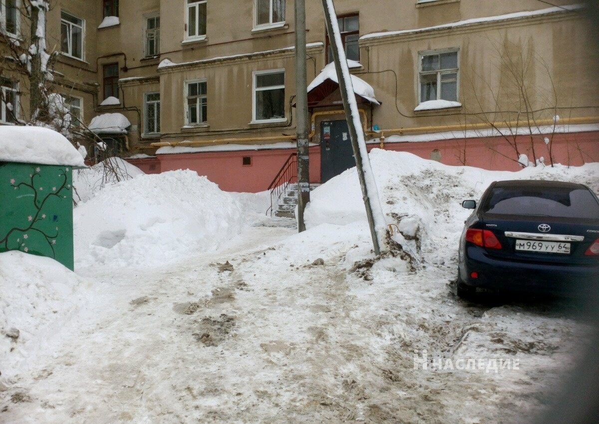 обл. Саратовская, г. Саратов, ул. Мира, д. 18-придомовая территория