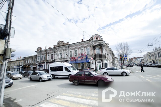 обл. Саратовская, г. Саратов, ул. Московская, д. 104-придомовая территория