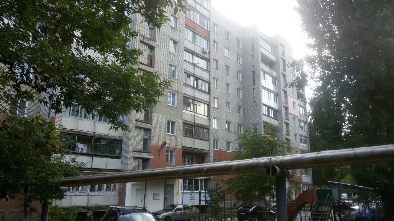 обл. Саратовская, г. Саратов, ул. Шелковичная, д. 210-фасад здания