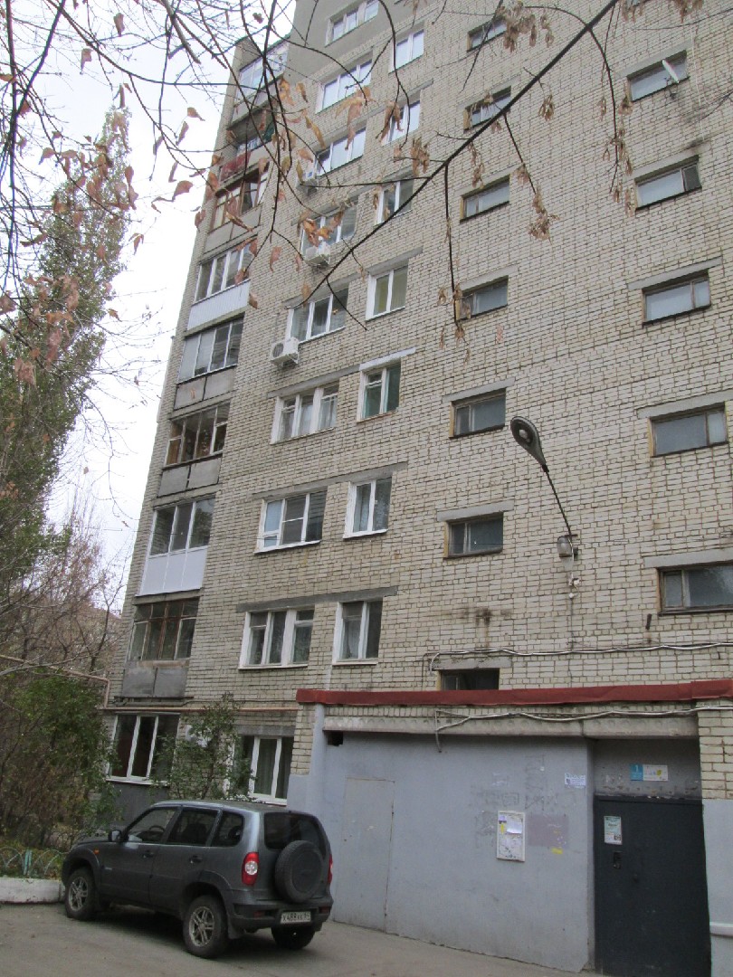 обл. Саратовская, г. Саратов, ул. Шелковичная, д. 212-фасад здания