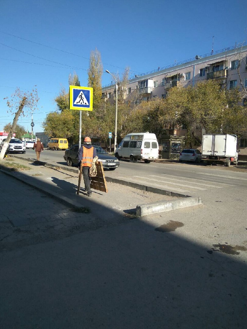 обл. Волгоградская, г. Волгоград, ул. им Писемского, д. 93-придомовая территория