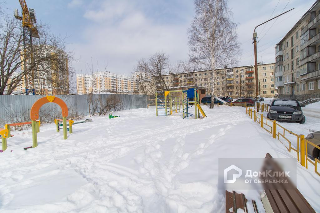 обл. Свердловская, г. Верхняя Пышма, ул. Свердлова, д. 2а-придомовая территория