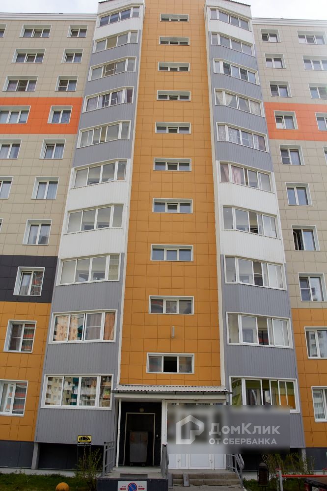 край. Алтайский, г. Барнаул, ул. Взлетная, д. 91-фасад здания
