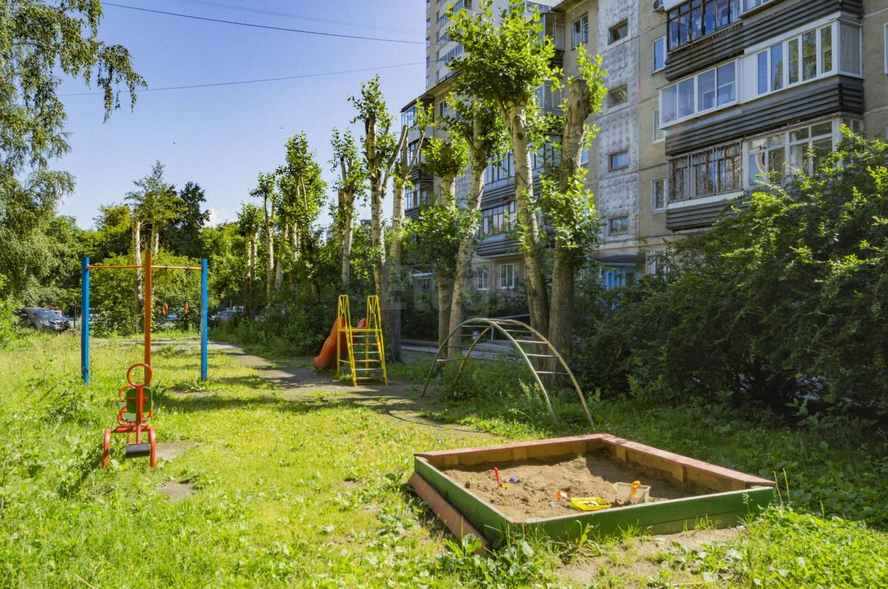 обл. Свердловская, г. Екатеринбург, ул. Белореченская, д. 17, к. 5-придомовая территория