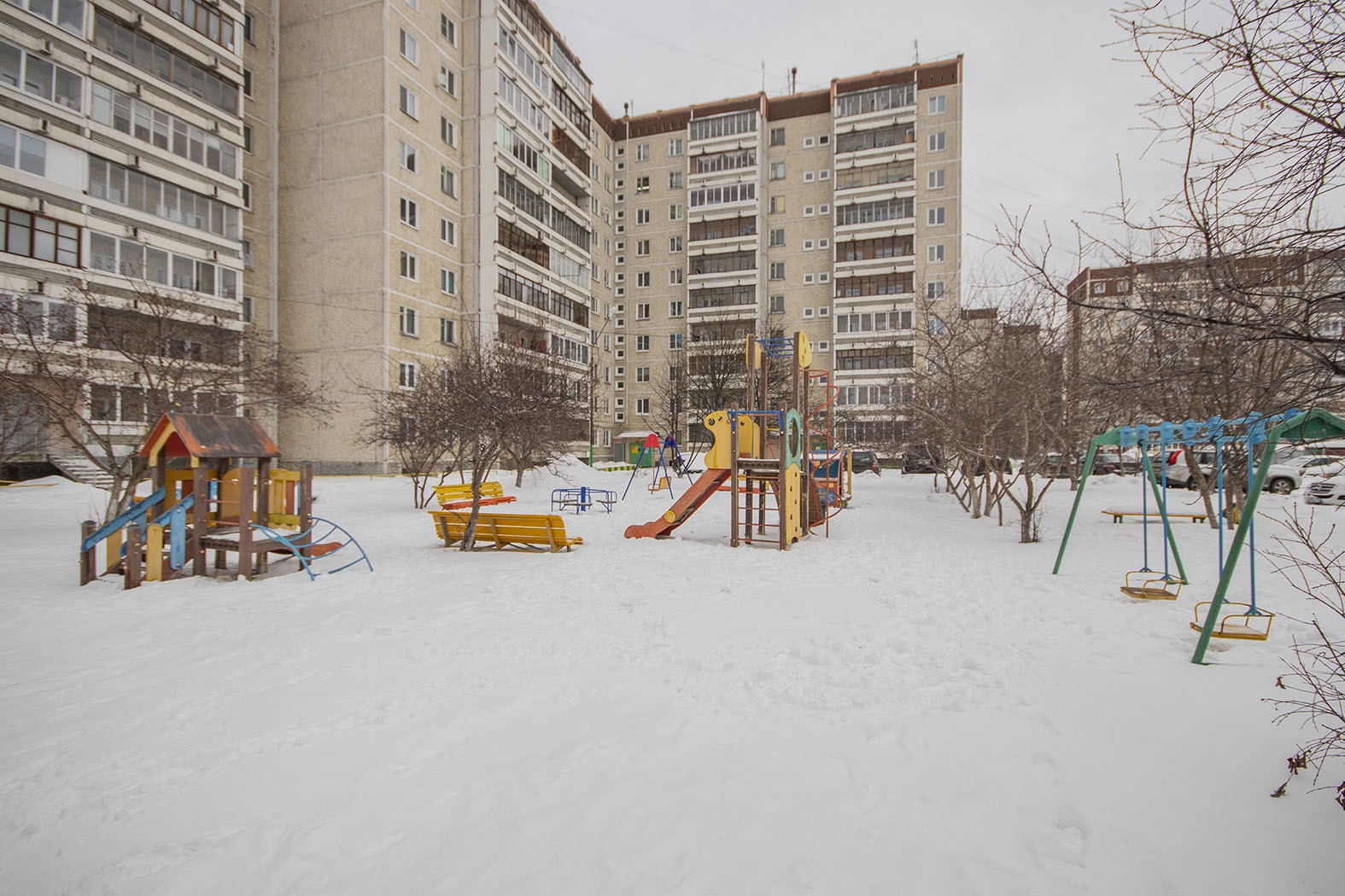 обл. Свердловская, г. Екатеринбург, ул. Латвийская, д. 59-придомовая территория