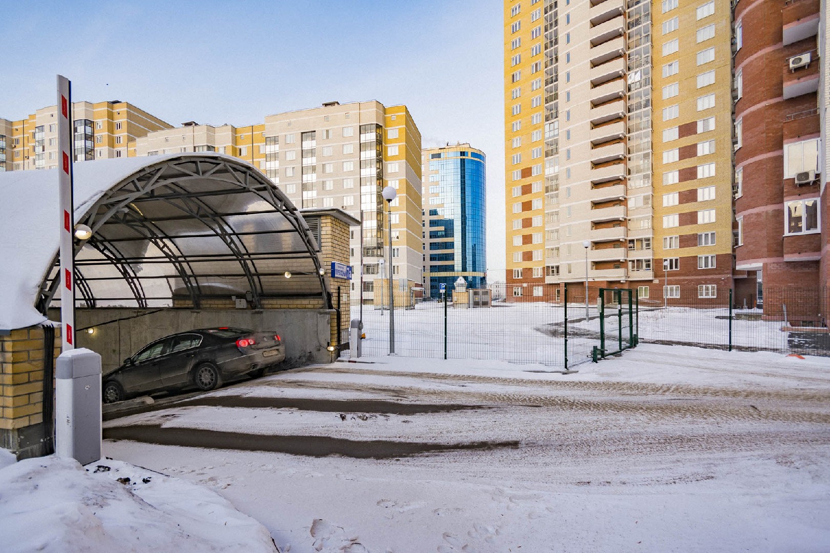 обл. Свердловская, г. Екатеринбург, ул. Машинная, д. 46-придомовая территория