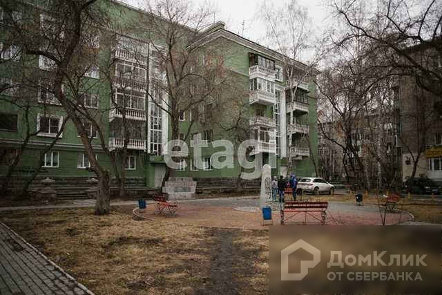 обл. Свердловская, г. Екатеринбург, ул. Сакко и Ванцетти, д. 58-фасад здания