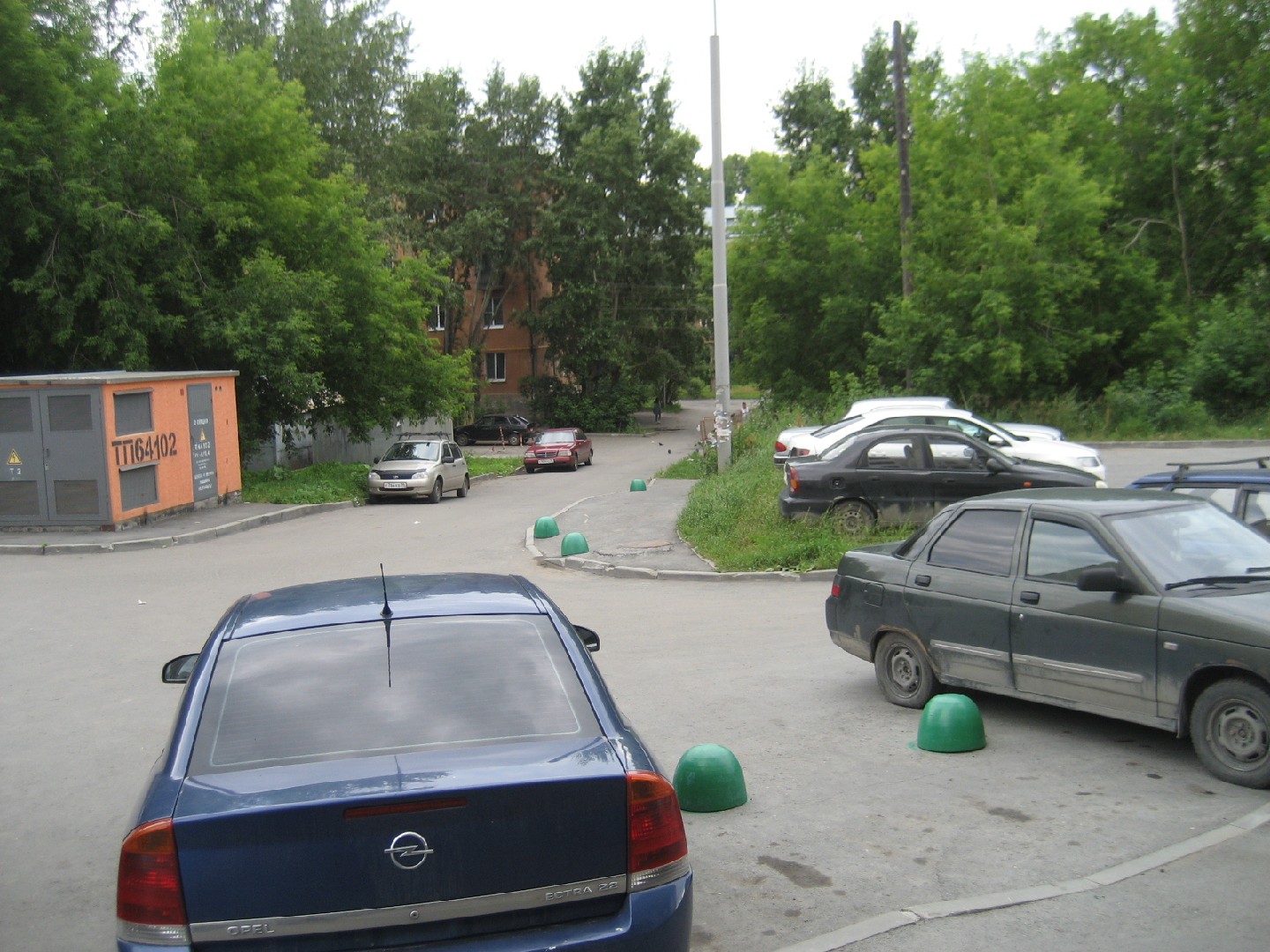 обл. Свердловская, г. Екатеринбург, пр-кт. Седова, д. 53-придомовая территория