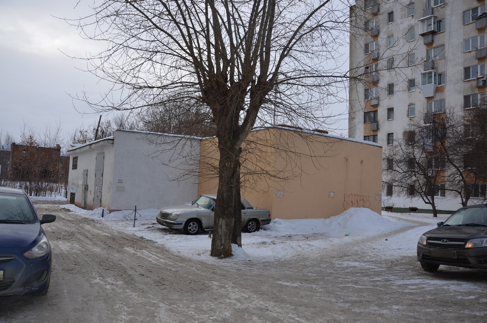 обл. Свердловская, г. Екатеринбург, ул. Таганская, д. 24/2-придомовая территория