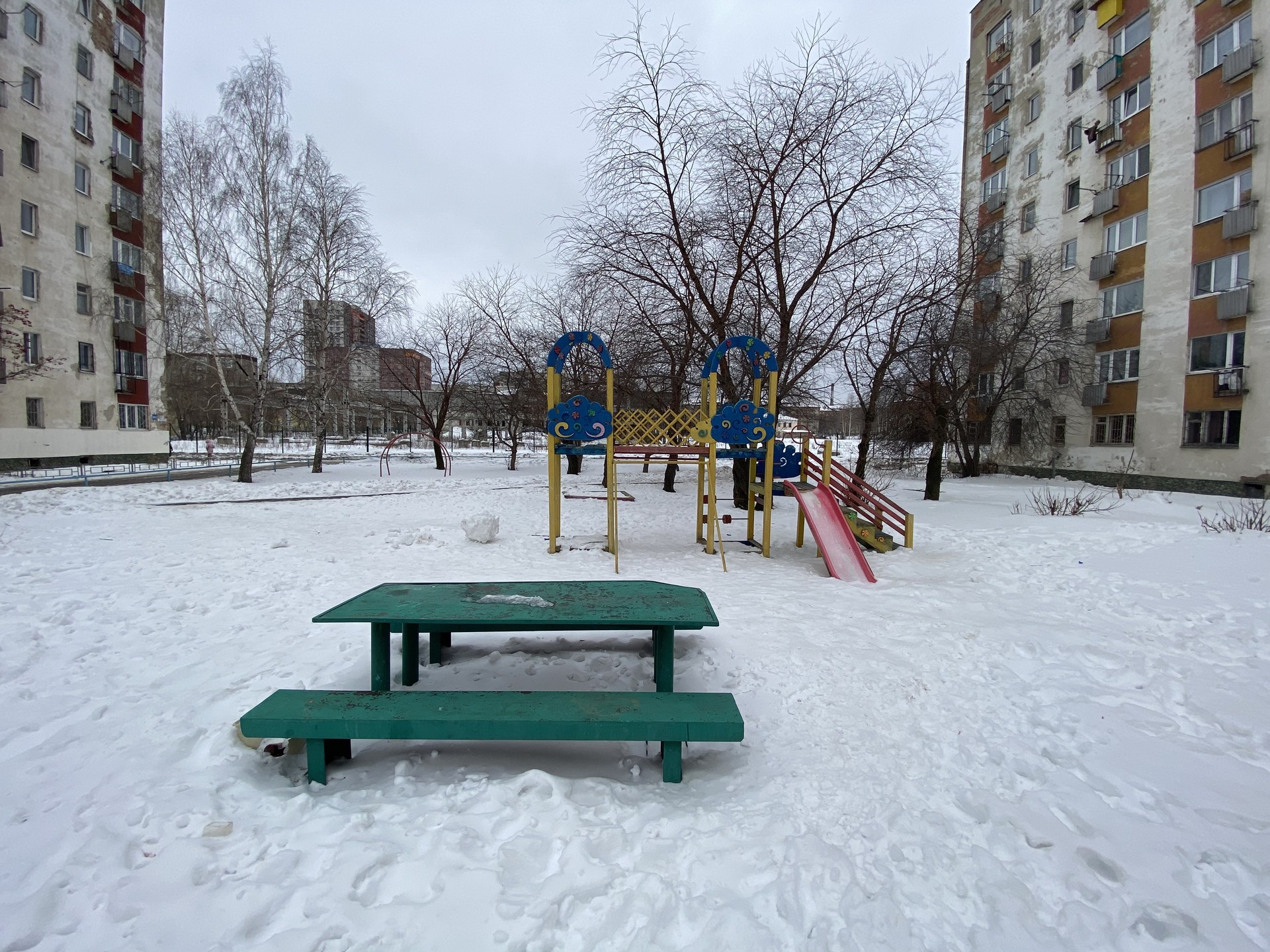 обл. Свердловская, г. Екатеринбург, ул. Таганская, д. 24/3-придомовая территория