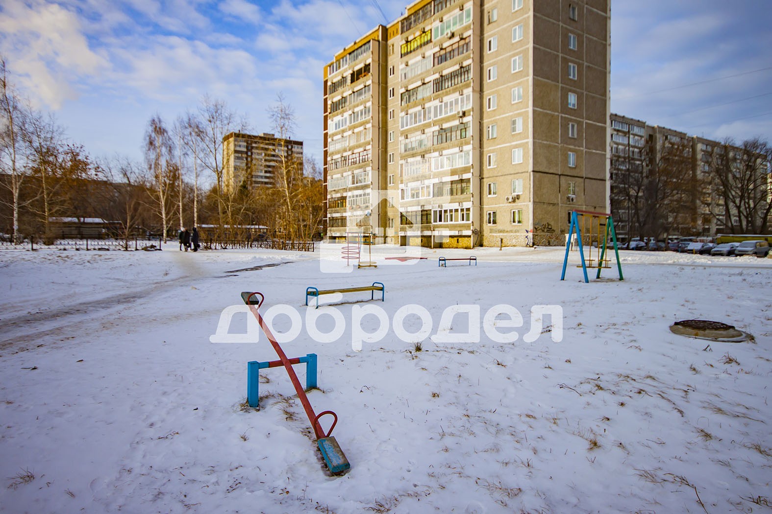 обл. Свердловская, г. Екатеринбург, ул. Черепанова, д. 20-придомовая территория