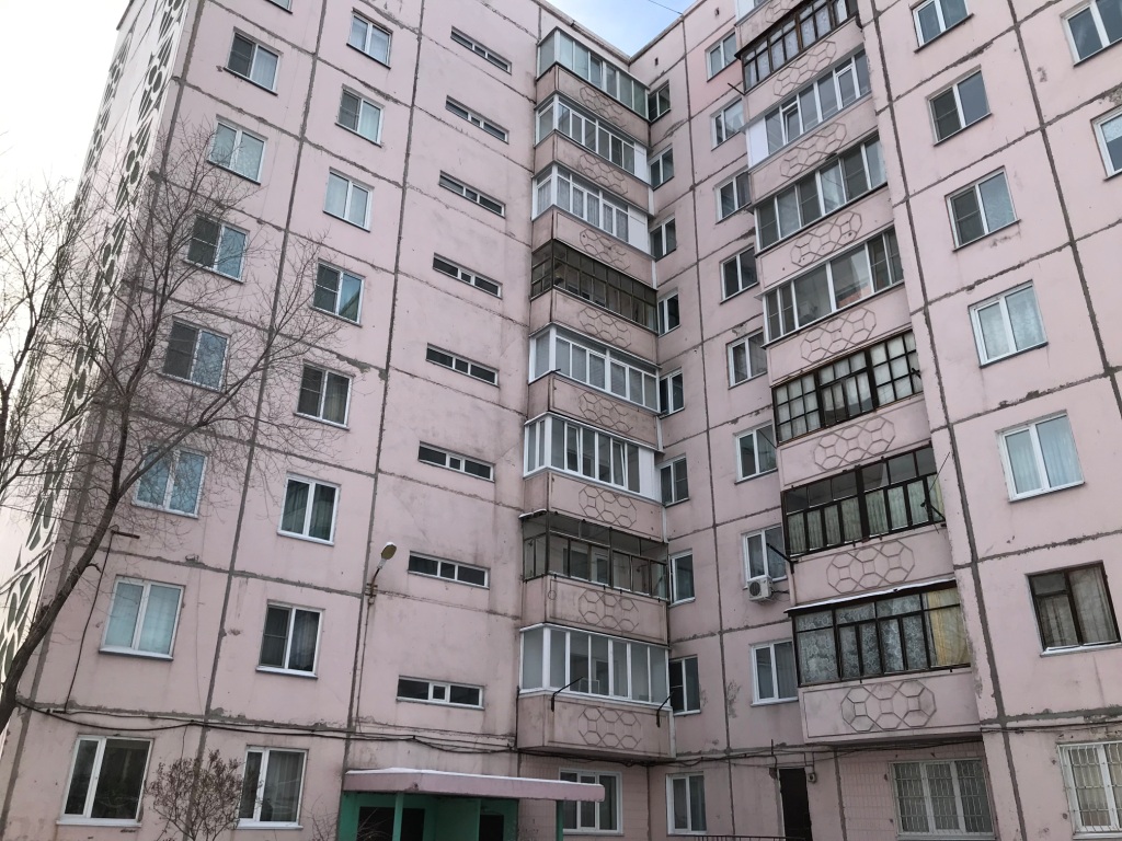 край. Алтайский, г. Рубцовск, ул. Алтайская, д. 72-фасад здания