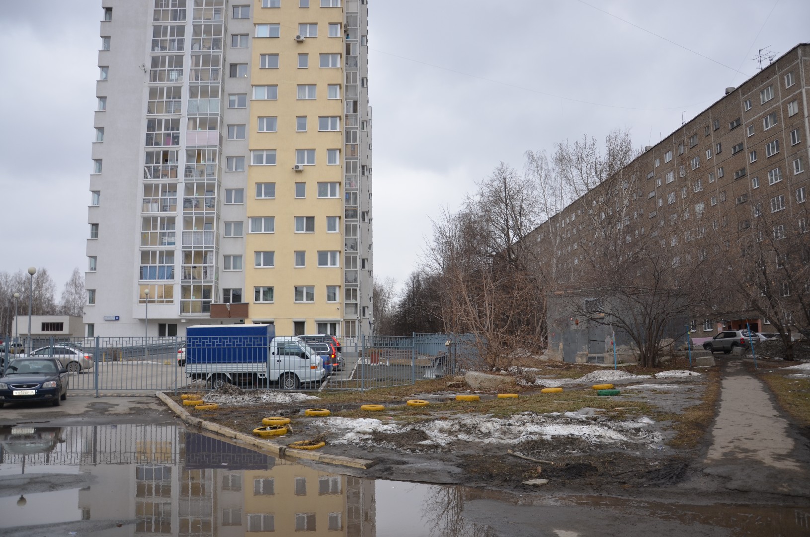 обл. Свердловская, г. Екатеринбург, ул. Электриков, д. 20, к. А-придомовая территория