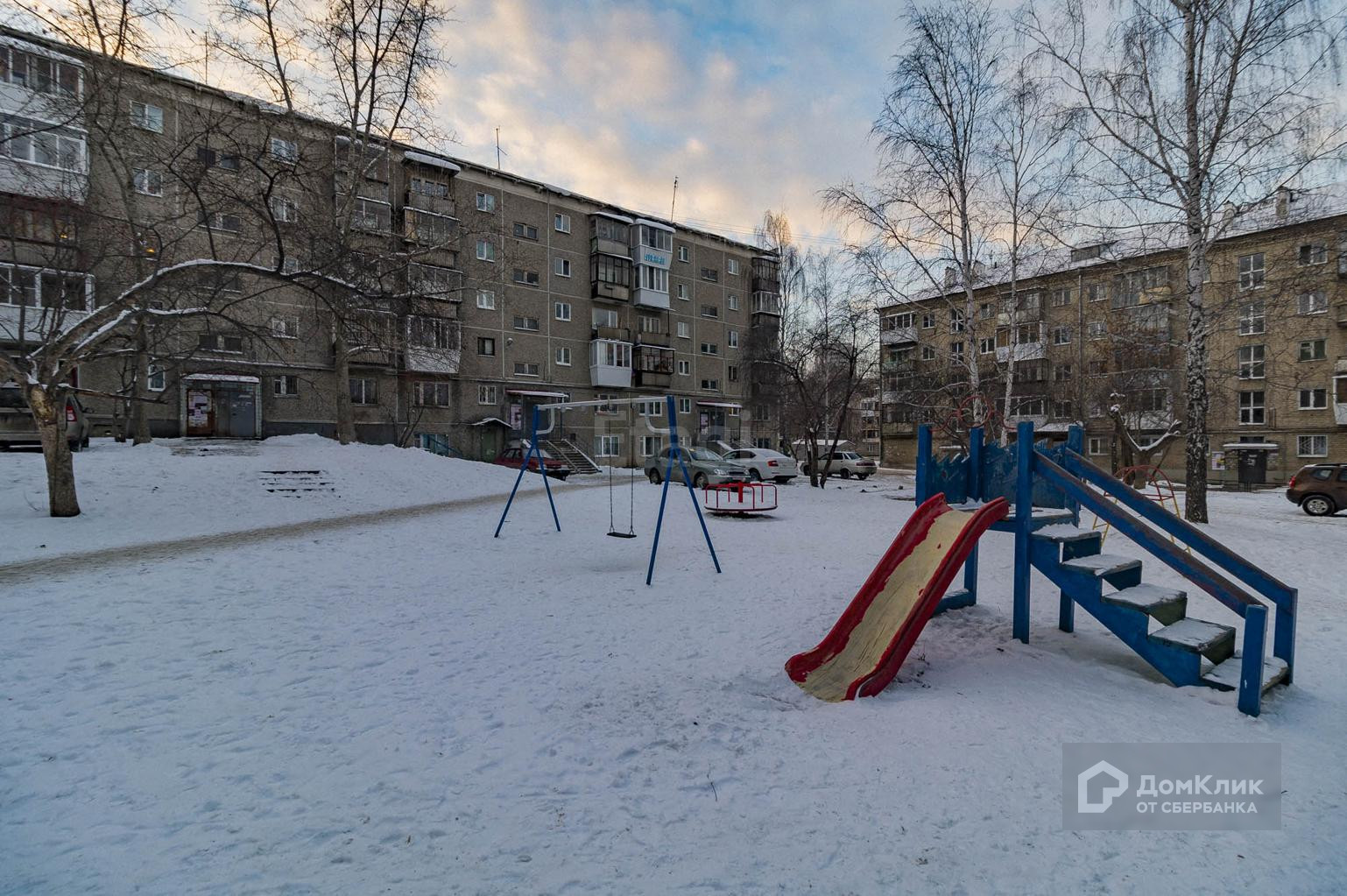 обл. Свердловская, г. Екатеринбург, ул. Энтузиастов, д. 42-придомовая территория